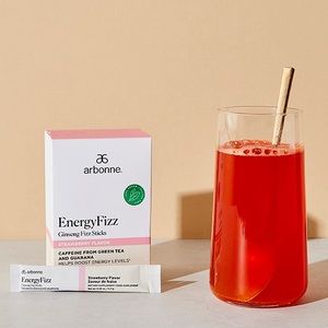 strawberry fizz sticks. 28 count. Box included. Expiry June 2023